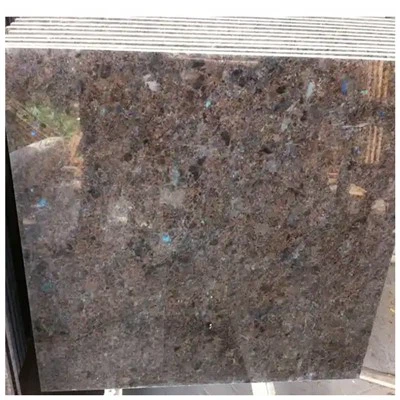 Labrador antik granit