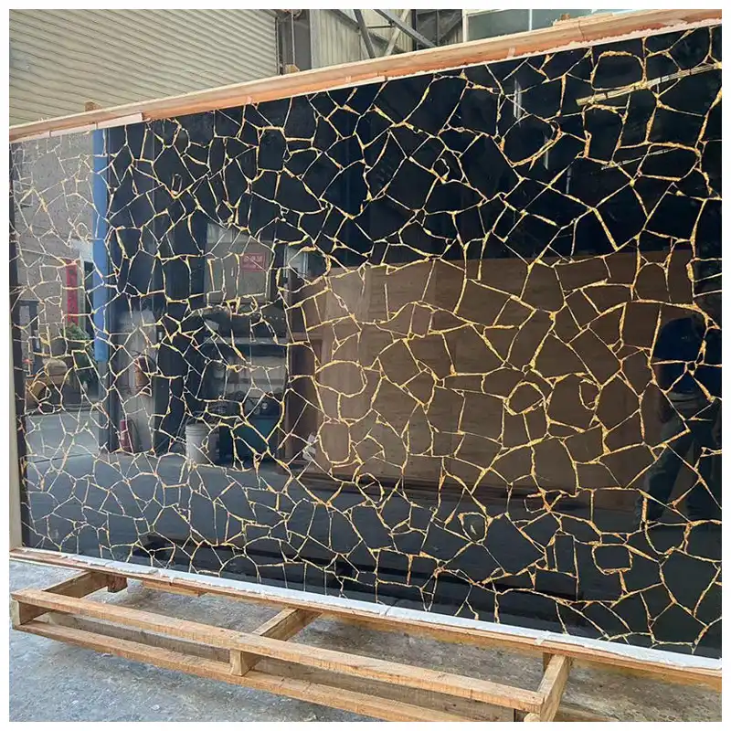 Sort obsidianplade